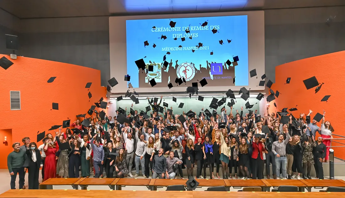 La cérémonie de remise de diplômes, université de médecine Nantes